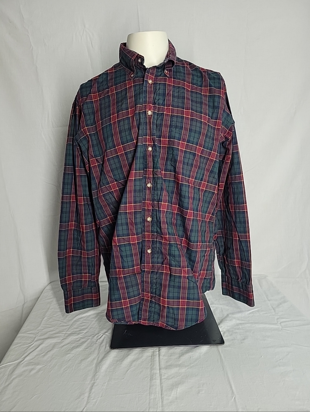 Plaid Button-Down Long Sleeve Shirt - Red & Green